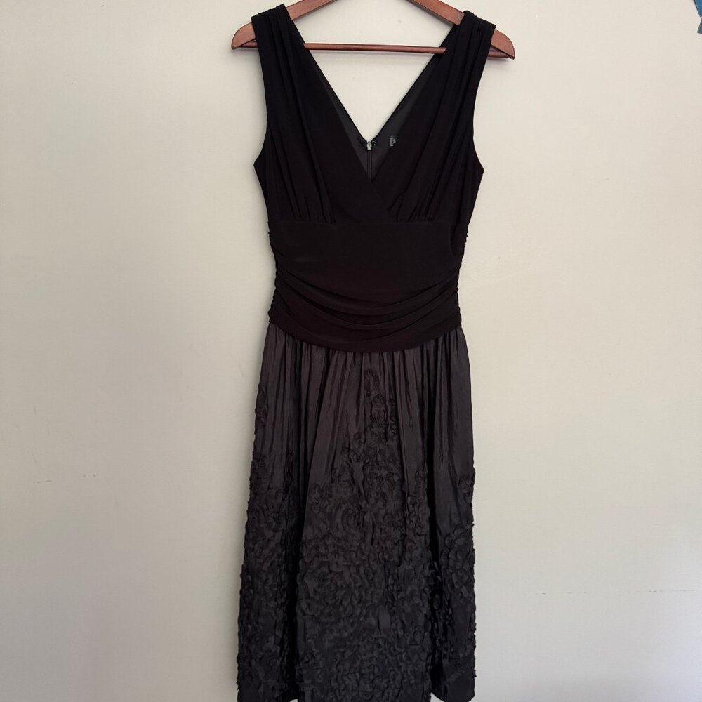 Jessica Howard Black Sleeveless Cocktail Dress